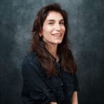 Coriano, il patriarcato finisce sotto accusa con ironia: Paola Michelini al CorTe con “Introversa”