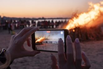 Il rito della Fogheraccia. Il 18 marzo Rimini saluta l’inverno con i fuochi di San Giuseppe