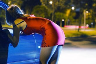 Cronaca. Rimini, sesso a pagamento nel parcheggio del Tribunale: dopo 14 anni si avvicina la sentenza per il giro di escort