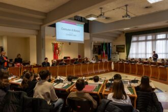 Rimini. Ambiente e sostenibilità al centro: il Consiglio Comunale dei Ragazzi adotta il lungomare di San Giuliano