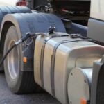 Cronaca. Trieste, fila di camion verso la Slovenia per fare rifornimento: prezzo del gasolio circa mezzo euro in meno rispetto all’Italia