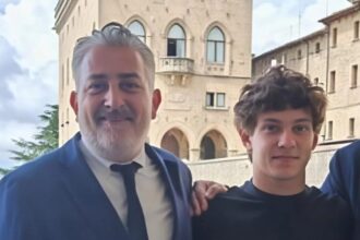 Antonelli trionfa a Shanghai: orgoglio sammarinese per la vittoria del giovane pilota Mercedes