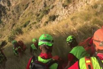 Cronaca. San Leo, escursionista scivola sui monti Tausani e si infortuna alla caviglia