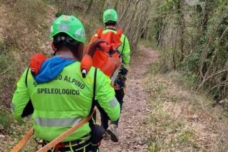 San Leo, escursionista scivola lungo un sentiero sui monti Tausani: soccorso dal Soccorso Alpino