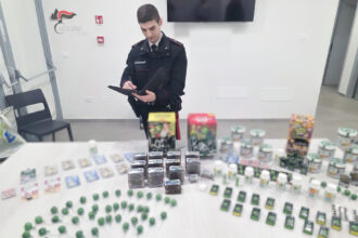 Cronaca. Bologna, blitz al Pilastro grazie alle segnalazioni dei residenti: arrestati due 20enni tunisini con sei chili di droga