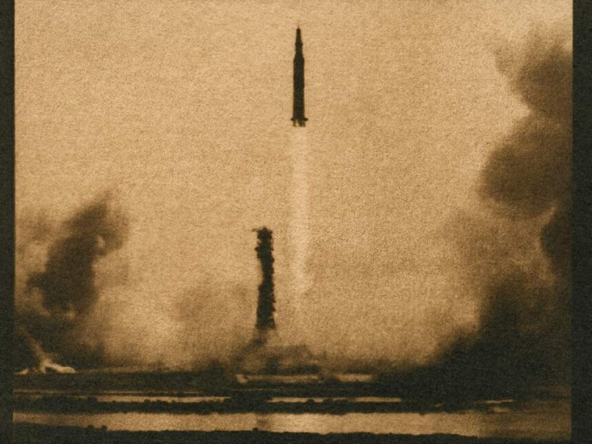 Esplorazione spaziale, un secolo fa il primo volo del razzo a propellente liquido che diede il via alla conquista dello Spazio