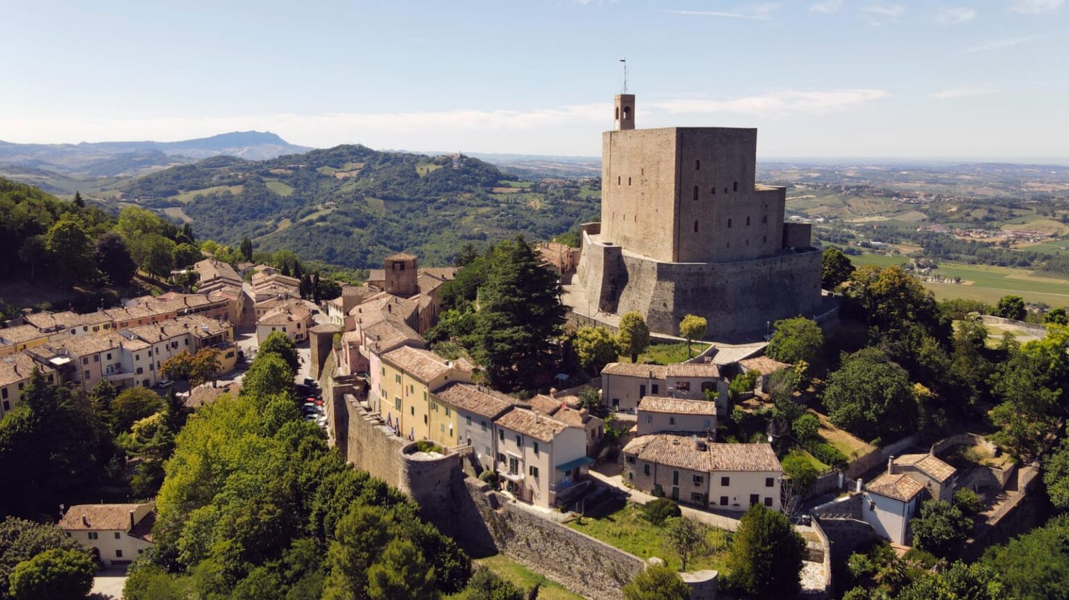 Riduzione degli orari di apertura della filiale di Montefiore Conca di Riviera Banca. L’Opposizione insorge