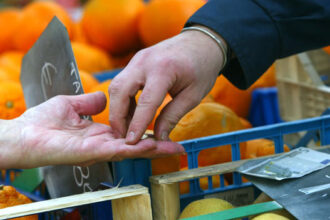 San Marino – Rincari e Smac, si cercano soluzioni per famiglie e imprese
