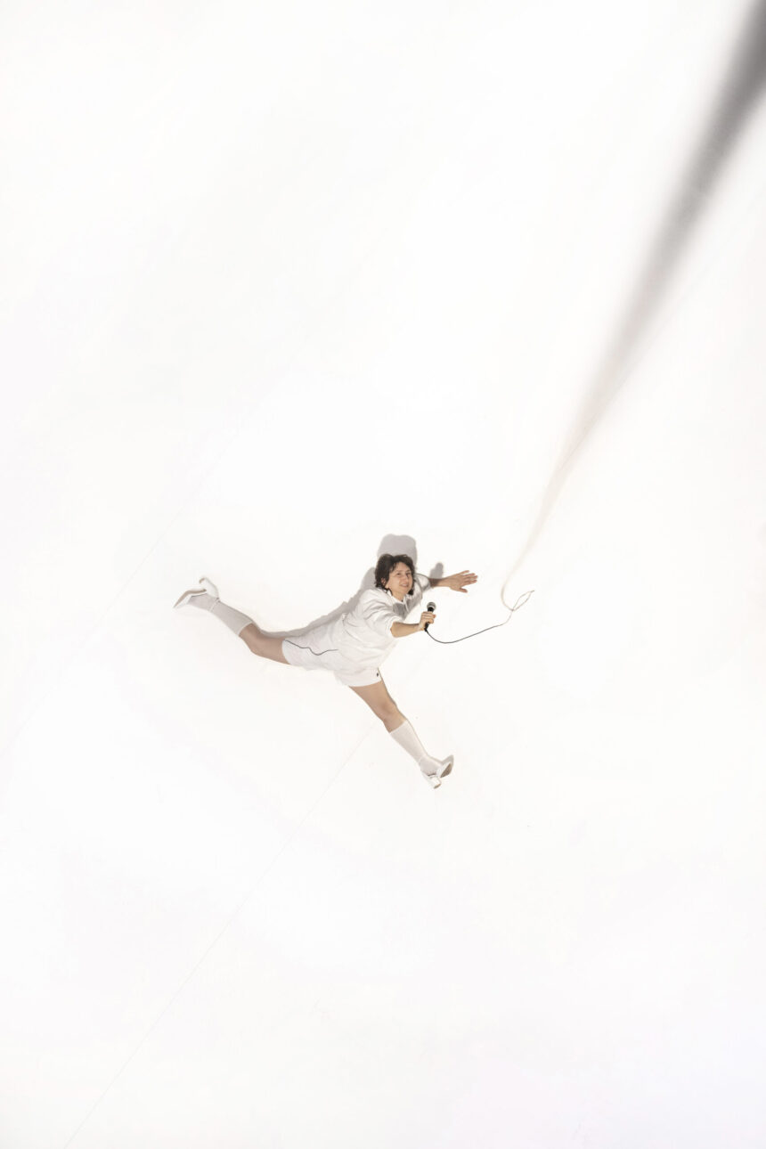 San Marino, Silvia Gribaudi porta la danza contemporanea al Teatro Titano con Suspended Chorus. Appuntamento per il 20 marzo