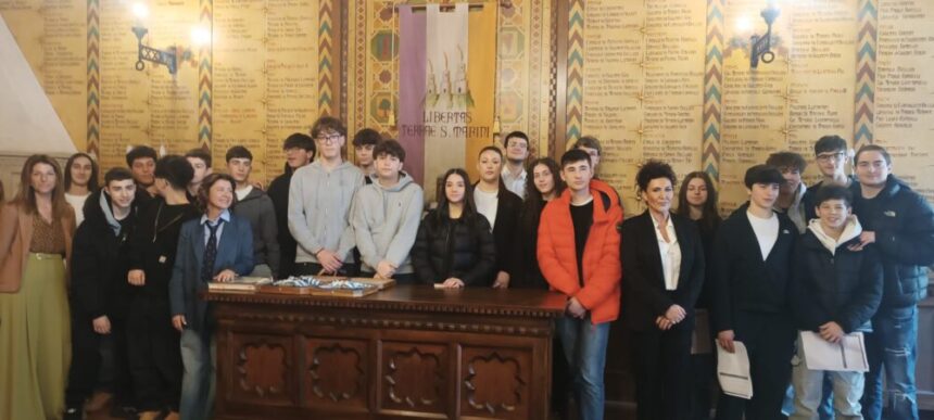 “Reggere la Repubblica”, gli studenti del Liceo Economico di San Marino a Palazzo Pubblico per assistere alla nomina dei Reggenti