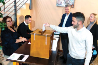 Contratto Servizi: i datori di lavoro approvano il nuovo testo unico