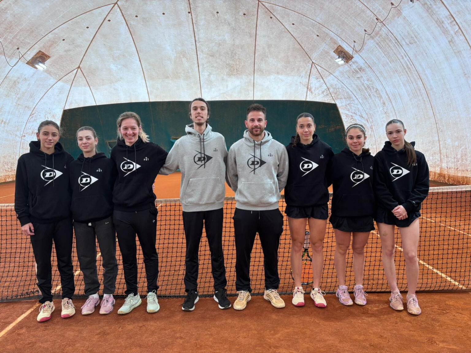 San Marino. Federazione Sammarinese Tennis, Campionati a squadre: successi all’esordio per le formazioni biancazzurre