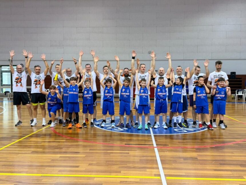 A San Marino è Babbo Basket, gli atleti del Minibasket impegnati in una divertente “papà contro figli”