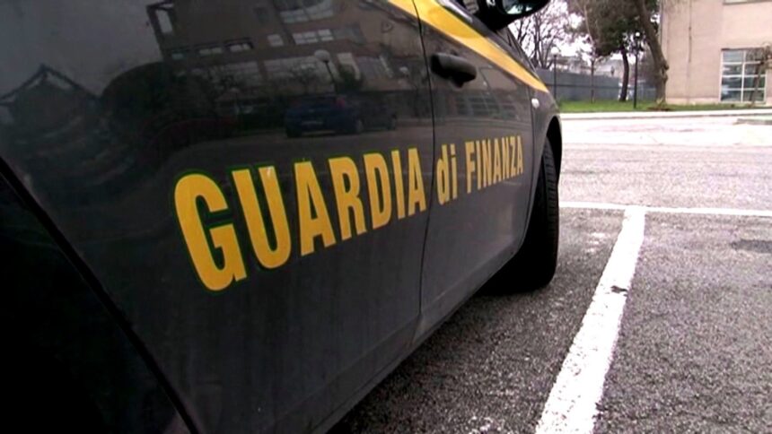 2,5 milioni di euro non dichiarati: nei guai 51 tra colf e badanti