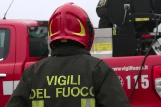 Cronaca. Santarcangelo, fiamme in un ripostiglio: pompieri evitano il peggio