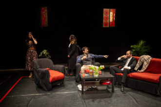 Al Teatro CastOro di Rimini “Il Dio del Massacro”, l’opera di Yasmina Reza racconta il lato più primitivo delle relazioni umane