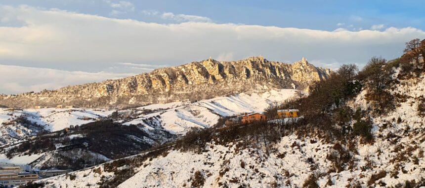 San Marino. Meteo: colpo di coda dell’inverno: domani (giovedì) torna la neve sul Titano