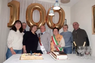 Riccione. Compie cento anni, ha appena rinnovato la patente di guida