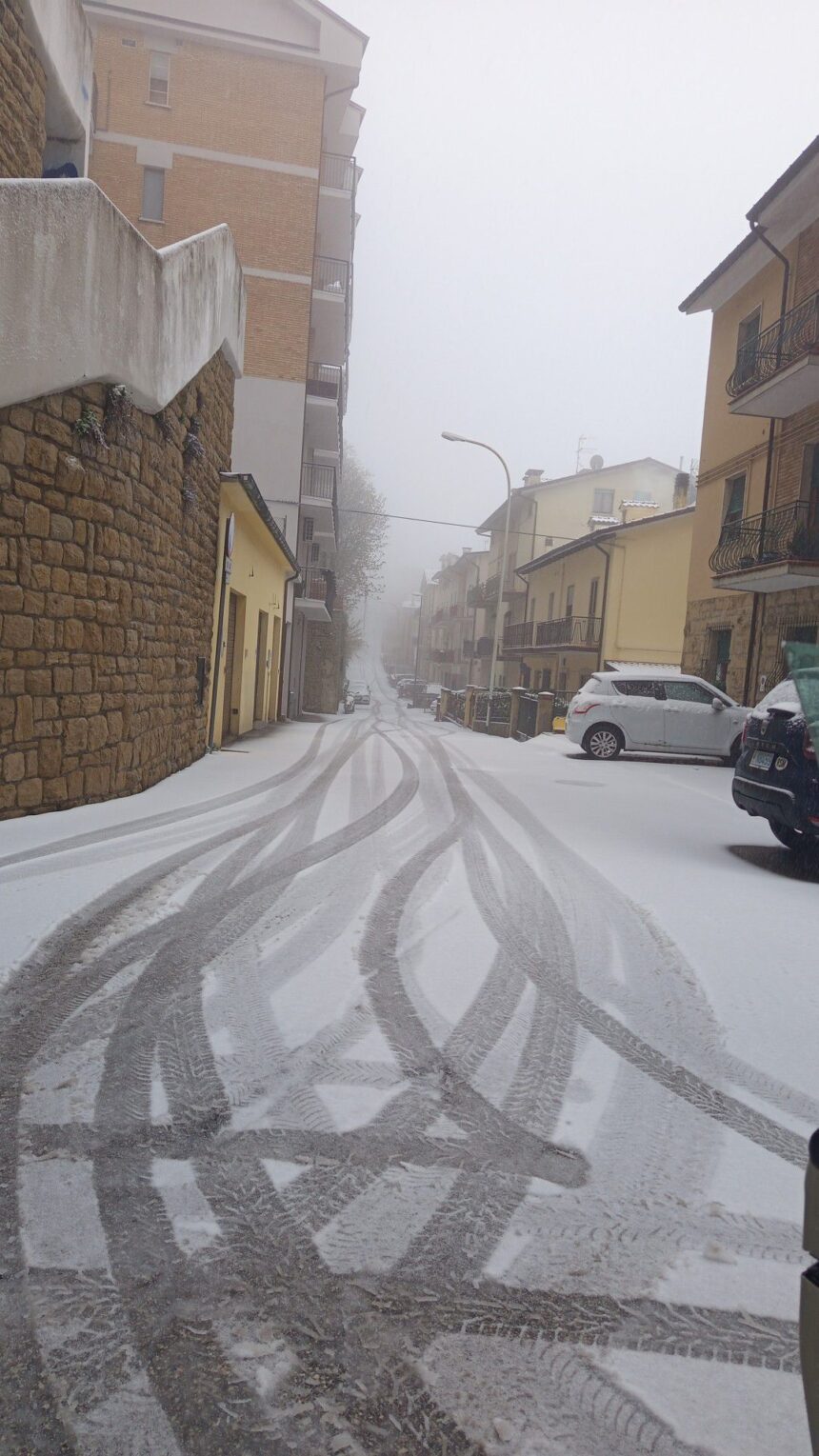 San Marino, ecco la situazione neve in Città a mezzogiorno