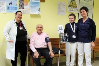 San Marino. ISS. Donato un misuratore di pressione professionale al Centro Sanitario di Chiesanuova