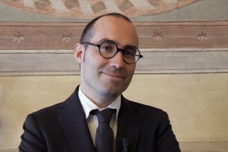 San Marino. PIANO PARALLELO – Delvecchio negli atti: “Renzi mi manda dalla Mularoni. E Repubblica Futura deve far cadere il governo”