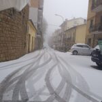 San Marino, ultimi fiocchi di neve sul Titano: viabilità regolare e temperature in risalita