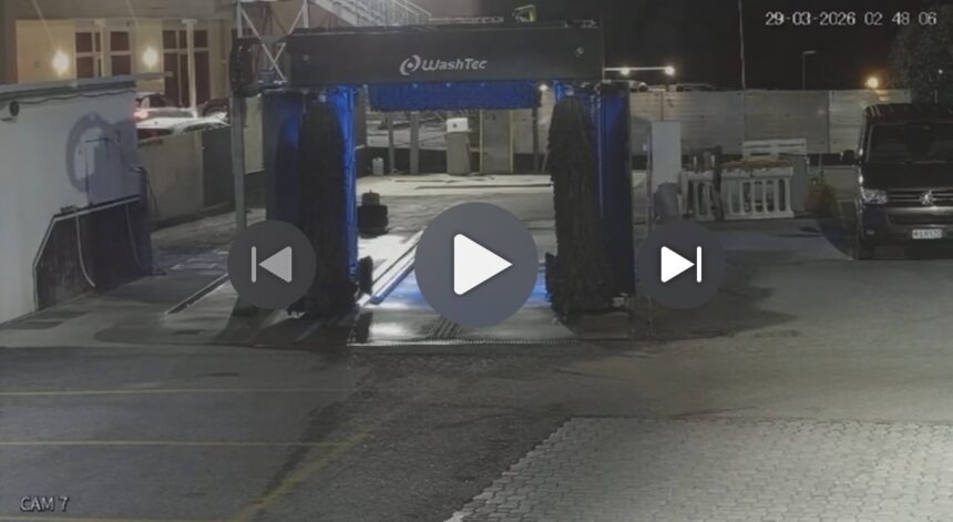 San Marino. Autolavaggio divelto a Rovereta. Il video integrale