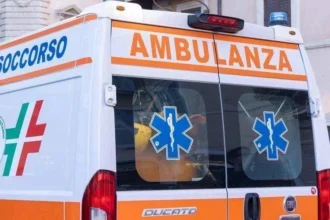 Cronaca. Rimini, perde il controllo della Mustang e travolge tutto: 58enne ubriaco investe una ragazza