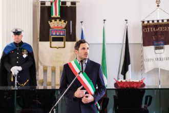 Festa del Corpo di Polizia Locale di Cesena e Montiano, gli interventi del Sindaco Enzo Lattuca e dell’Assessore alla Sicurezza e Legalità Luca Ferrini