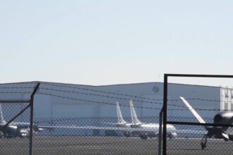 Guerra in Iran, Crosetto nega l’uso di Sigonella agli Stati Uniti