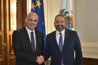 Arrivo a San Marino dell’Oratore Ufficiale della Cerimonia di Insediamento degli Ecc.mi Capitani Reggenti