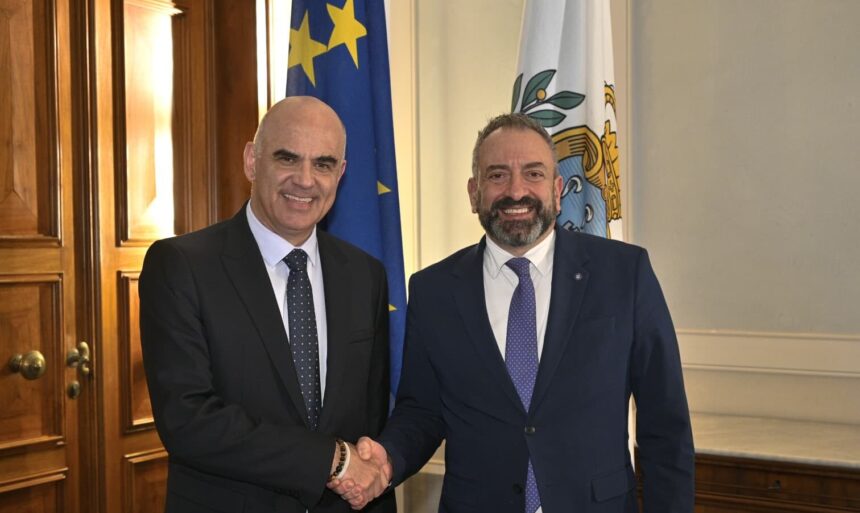Arrivo a San Marino dell’Oratore Ufficiale della Cerimonia di Insediamento degli Ecc.mi Capitani Reggenti