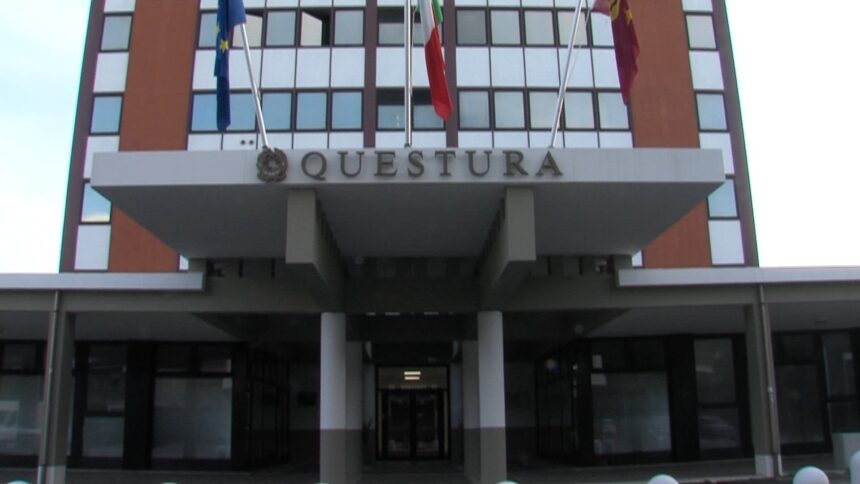 Daspo urbano per pusher di quartiere: non potrà più entrare nei bar per due anni