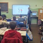 Cervia, la Polizia Locale torna tra i banchi: oltre 340 ore di lezione sulla legalità