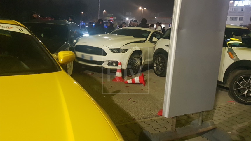 Piomba con l’auto nell’area di servizio: ubriaco urta due vetture e ferisce una giovane