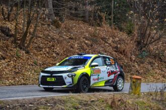 Scuderia San Marino. Ardizzone e Pasini iniziano il CRZ con la vittoria di classe Rally4 a Varese