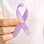 Riccione. Giornata nazionale del fiocchetto lilla: in biblioteca l’incontro “Fili invisibili” sui disturbi alimentari