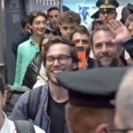 Rientrati da Dubai i quattro studenti riminesi: abbracci e sollievo a Malpensa