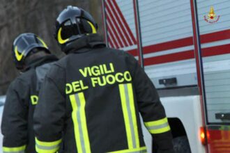 Cronaca. Rimini, auto in fiamme alla concessionaria Motorland