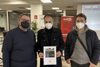 Alessandro Romano e Lorenzo Celli, referenti mobilità Giovani Gemocratici della Provincia di Rimini sul treno Rimini-Zurigo