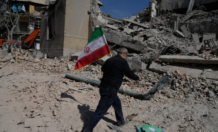 Cronaca. Iran, Nato abbatte missile su Turchia, Hegseth: “Non innesca articolo 5”, Usa affondano nave iraniana, oltre 100 dispersi