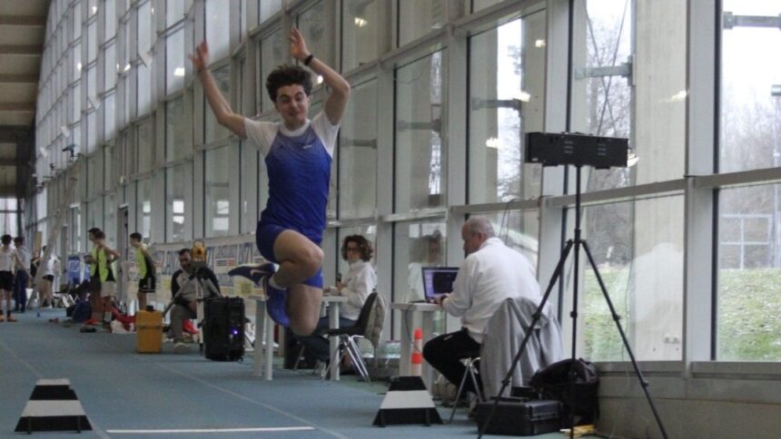 Atletica leggera : Daniel Lotti salta nel record