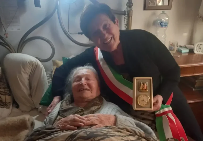 Riccione celebra i 100 anni di Nella Sarti: un secolo di storia tra l’Abissinia, il commercio e il coraggio della guerra