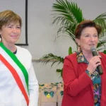 Riccione celebra la Giornata nazionale della gentilezza con la consegna del dono-simbolo ai nati nel 2025