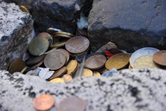 Cronaca. Bologna, traffico internazionale di monete antiche: un indagato in città