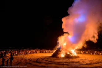 Il soffio della primavera sul mare: Riccione saluta l’inverno con il calore della Fugaracia