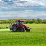 Cronaca. Cesenatico, quarto memorial per Luigi Foschi: trattori in sfilata per ricordare “Gigi”