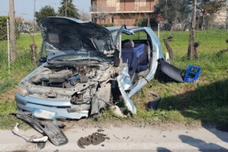Frontale tra auto e camion sulla Via Emilia: traffico in tilt tra Santarcangelo e Savignano