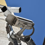 Cronaca. Cesena, raid notturno in via Serraglio: ripresi cinque giovani