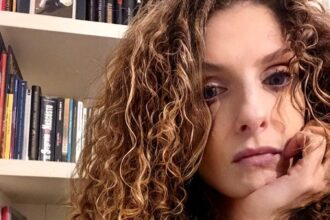 A Coriano la scrittrice Antonella Dello Stritto presenta il romanzo “Indaco”. Domenica 15 marzo alla Sala Isotta del Teatro Corte